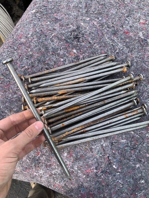 lot 191 image: 50 - 10 Steel Spikes