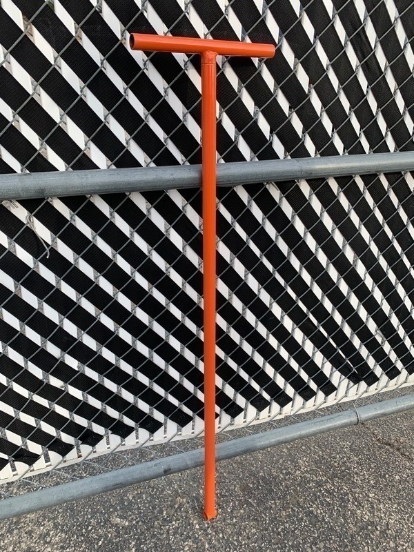 lot 253 image: 4ft Orange Pull Handle
