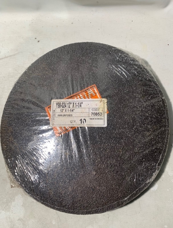 lot 114 image: New Industrial 10pc Bundle of 12x1-14 Rough Kwik Grip Discs