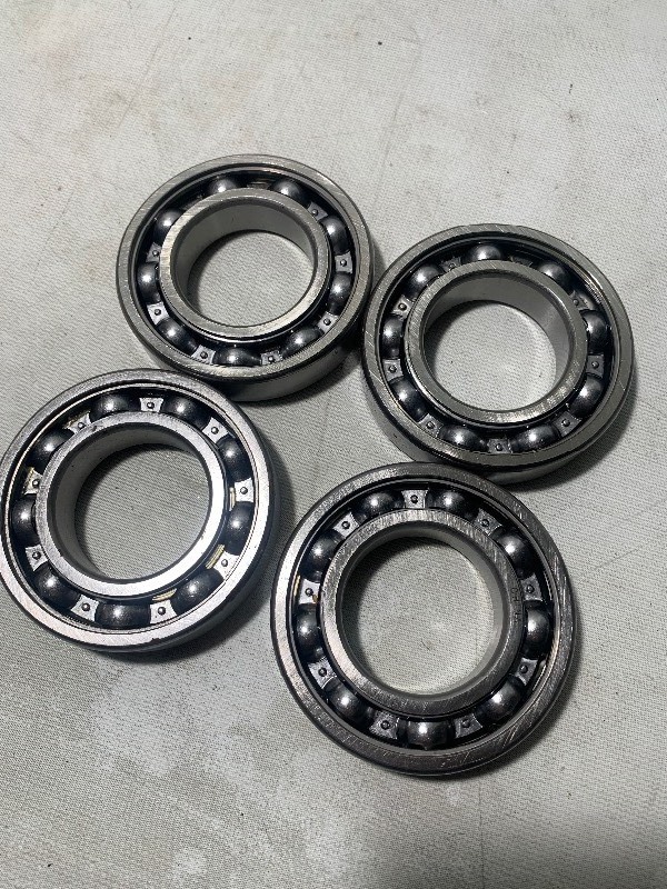 lot 260 image: 4 Large 3-14 Ball Bearings