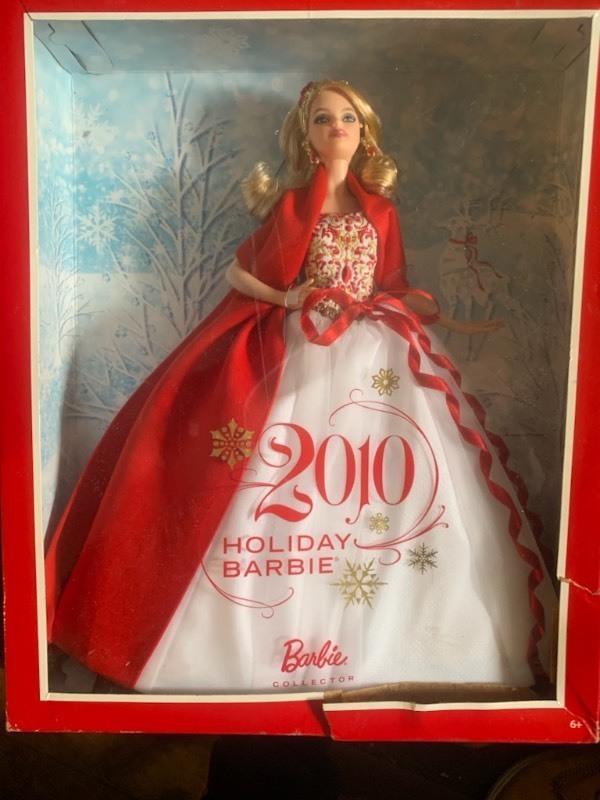 lot 407 image: Barbie Collection Rare 2010 Holiday Barbie