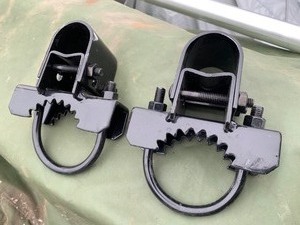 lot 17 image: 2 Industrial Fence Post Clamp Accessories