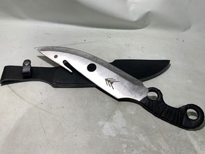 lot 32 image: Large Heavy Duty Sharp 13 Hooked Stainless Steel Machete Blade Knife w Protective Leather Sheath