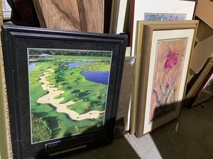 lot 87 image: Large Miscellaneous 15pc Picture Frame Bundle Lot