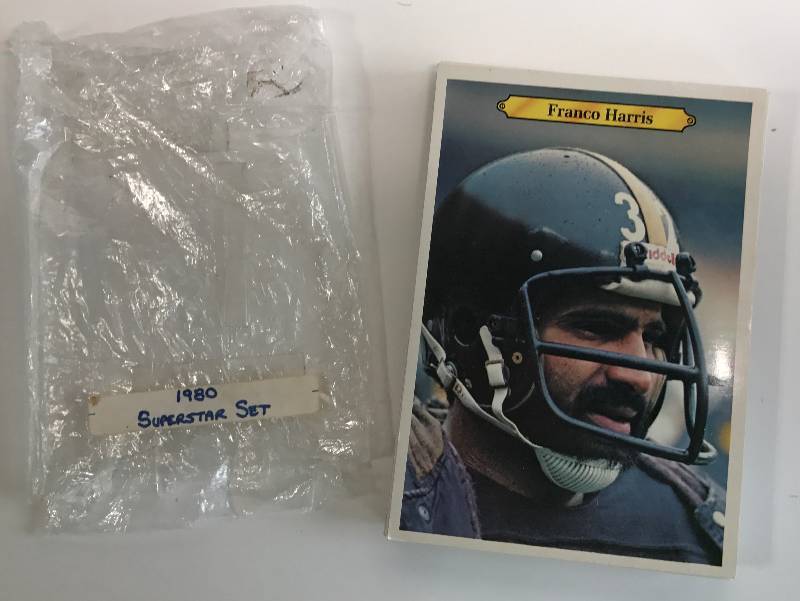 lot 3173 image: 1980 TOPPS NFL Sports Cards SUPERSTAR SET -COMPLETE Over-sized