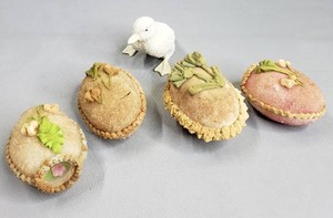 lot 55 image: Decorative Eggs with Scene Inside, Duckling Figurine