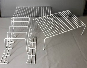 lot 72 image: Organizers Pot Lid or Baking Tray Separator & (2) Extra Shelving