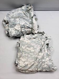 lot 92 image: US Army Uniform