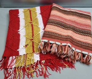 lot 101 image: 2 Throws
