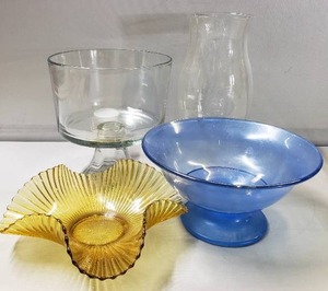 lot 177 image: Vintage & New Trifle Bowl & Candle Lantern Glassware (Blue, Yellow, Clear)