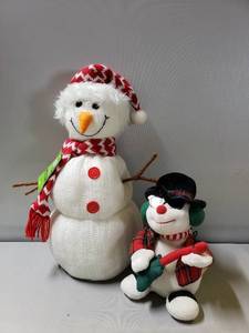 lot 191 image: NEW 16 Fabric Snowman & Singing Snowman