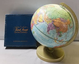 lot 214 image: 12 Globe & Trivial Pursuit Game