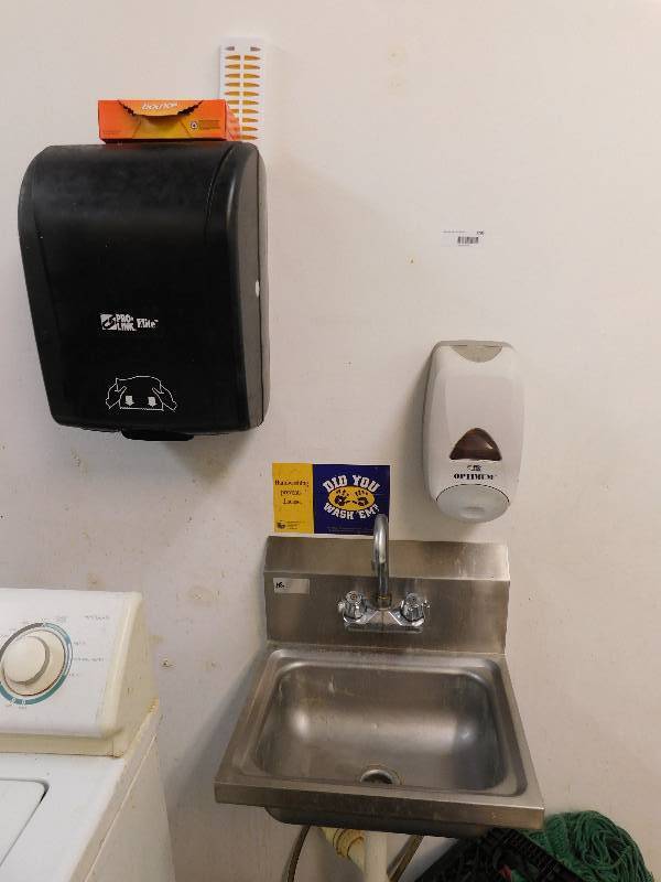 lot 705 image: Hand Washing Station