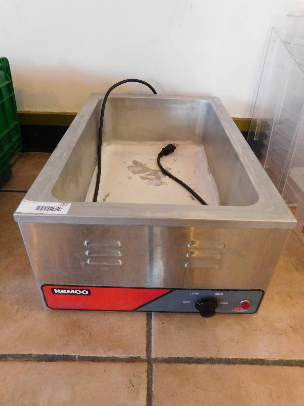 lot 752 image: Nemco Warmer
