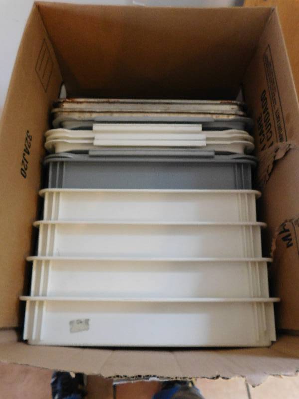 lot 754 image: Box Of Trays
