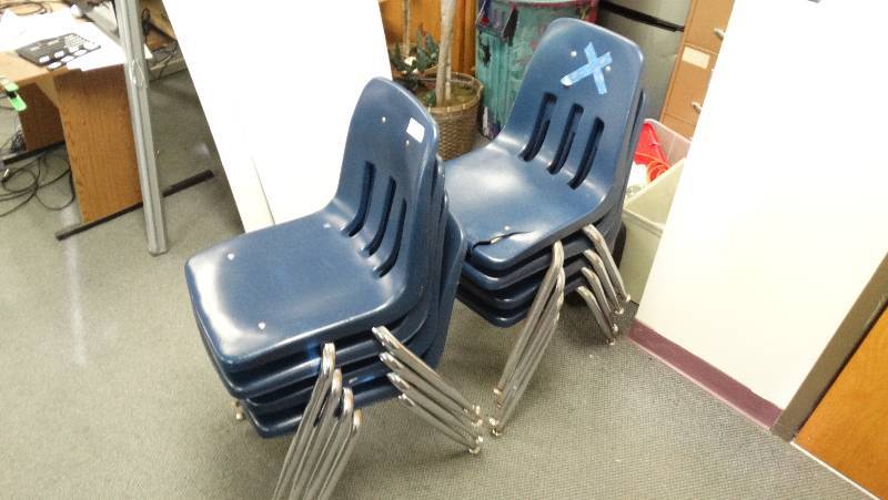 lot 445 image: Stack of 8 chairs.