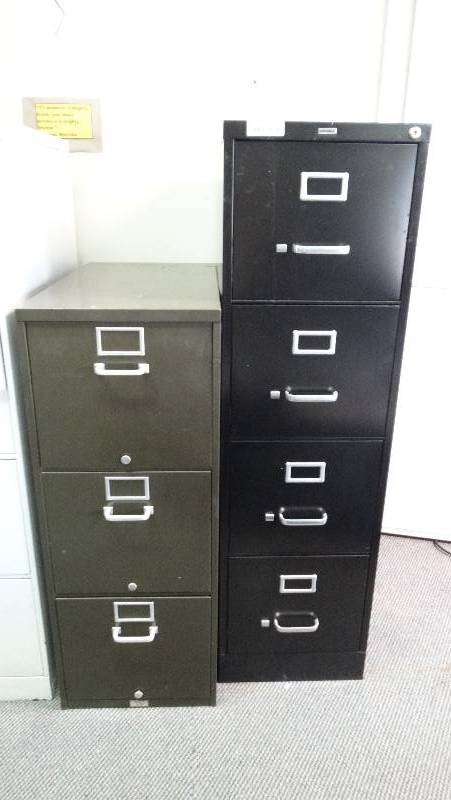lot 356 image: 2 Metal filing cabinet 1 - 4 drawer 1 - 3 drawer.