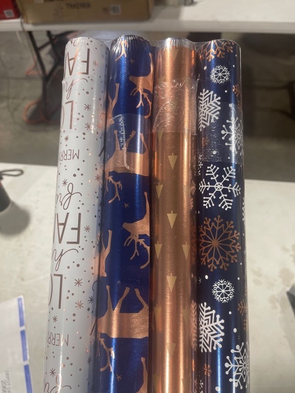 lot 20665 image: Xmas wrapping paper 4 rolls