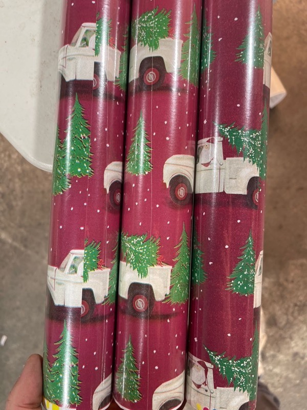 lot 20946 image: set of 3 wrapping paper rolls