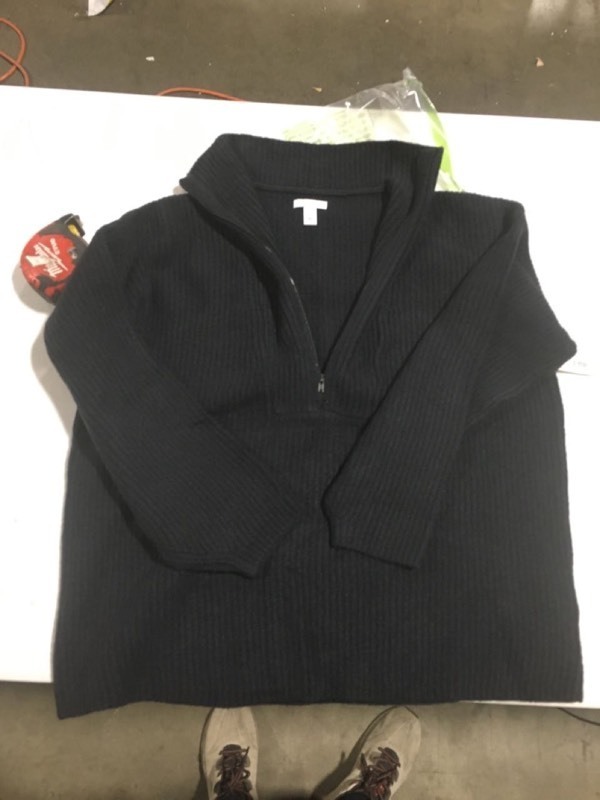 lot 21094 image: Daily Ritual Zip up pullover sweater - black - small