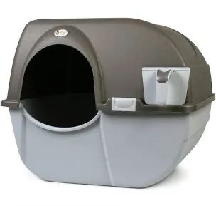 lot 21115 image: Omega Paw NRA15 Self Cleaning Litter Box Regular Size,Grey