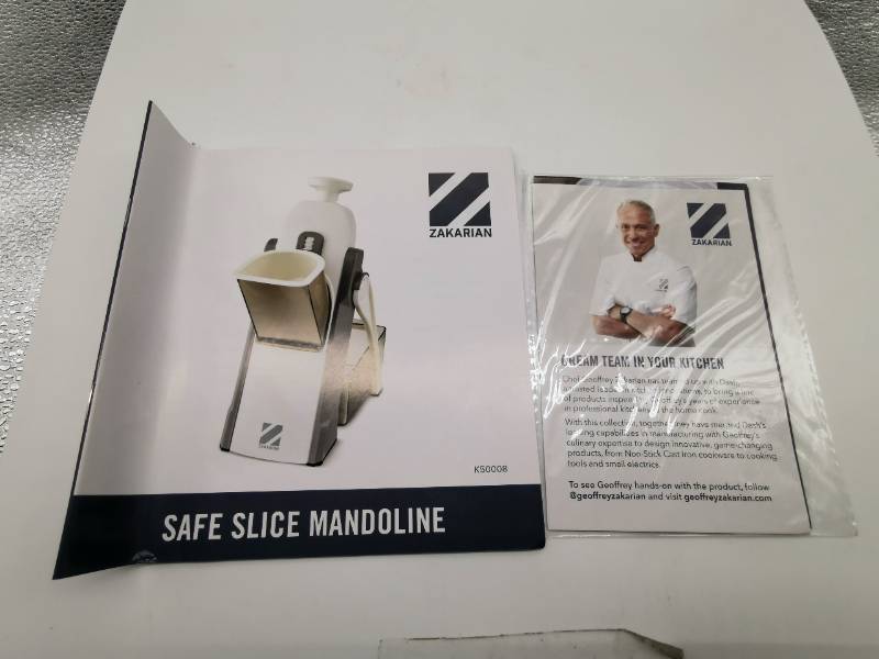 Geoffrey Zakarian Safe Slice Upright Mandoline 