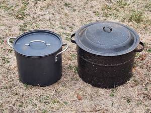 lot 3058 image: Large Granite Canner and Stock Pot