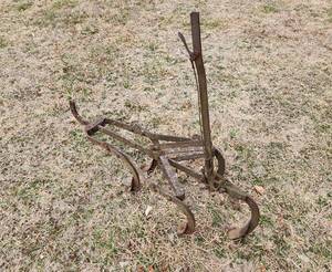 lot 3065 image: Antique Horse Drawn Cultivator