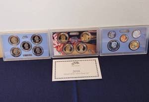 lot 538 image: 2010 US Mint Proof Set