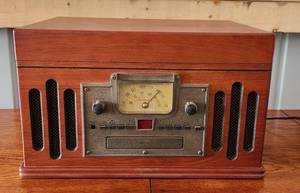 lot 4008 image: Crosley Musician 5 in 1 Entertainment Musician Center CR704-PA