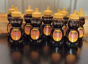 lot 4022 image: (9) 12oz Bear Bottles of Honey