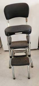 lot 4053 image: Cosco Chair and Step Stool with Flip-Up Seat