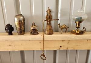 lot 4074 image: Brass Decor and Wood Sculpture