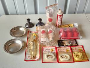 lot 4119 image: Candle Wicking and Candle Holders