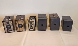 lot 4131 image: Brownie Cameras and Zenith Sharpshooter - See pictures and descriptions for details
