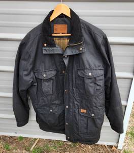 lot 6031 image: Outback Trading Company XL Coat