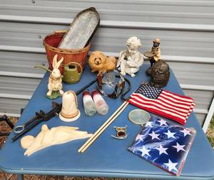 lot 6043 image: Outdoor Decor