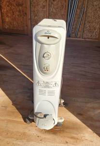 lot 2001 image: Wind Chaser Heater Model WHOF20