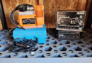 lot 2020 image: Schumacher Speed Charger Model 1562A and Quick Air Compressor