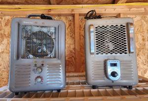 lot 2023 image: (2) Space Heaters