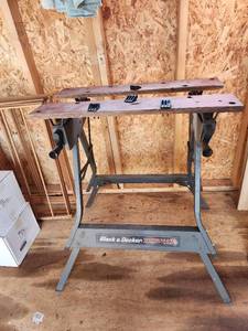 lot 2036 image: Black & Decker Workmate