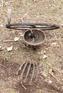 lot 2164 image: Antique 1900s Cast Iron Coffee Grinder and Wheel by W M. Enders Oakleaf and Plow Attachment