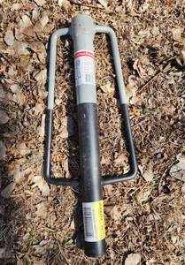 lot 2063 image: 2 Post Pounder Heavy Duty Steel