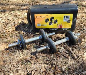 lot 2065 image: CAP 40lb Adjustable Dumbbell Set