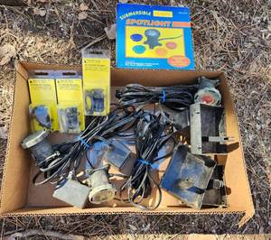 lot 2070 image: Submersible Spotlight and DC Sockets