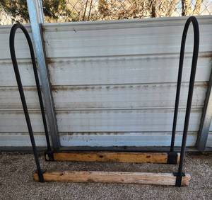 lot 2080 image: 45 Firewood Rack