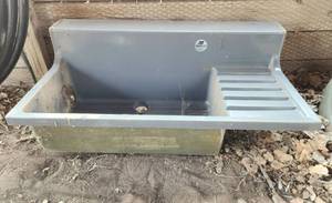 lot 2094 image: 48 Kreolab Sink