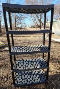 lot 2098 image: Plastic Storage Shelf 36 x 18 x 70