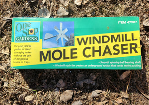 lot 2102 image: One Stop Gardens Windmill Mole Chaser - NEW