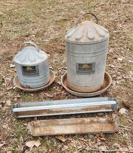 lot 2137 image: Chicken Feeders